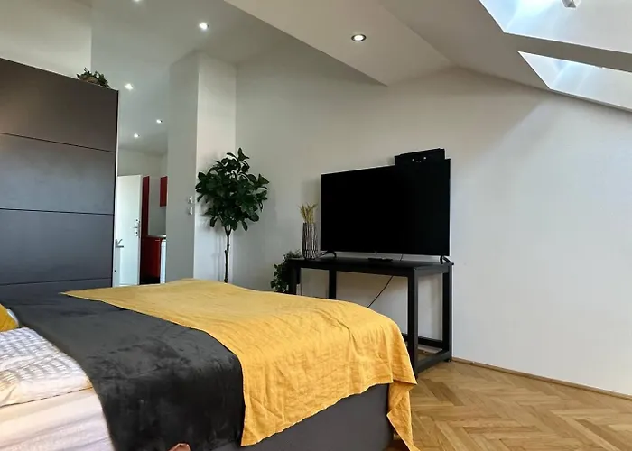 Designer Apartments, 2 Min To U1 Reumannplatz