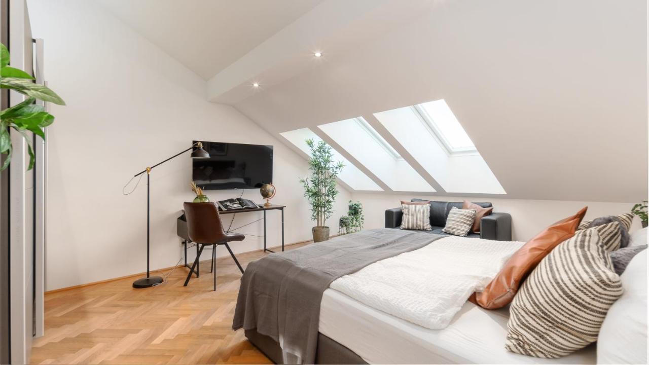 Designer Apartments, 2 Min To U1 Reumannplatz Vienna